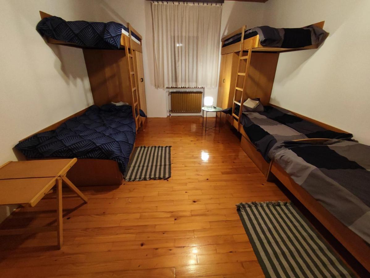 Family Hostel بيفكا المظهر الخارجي الصورة